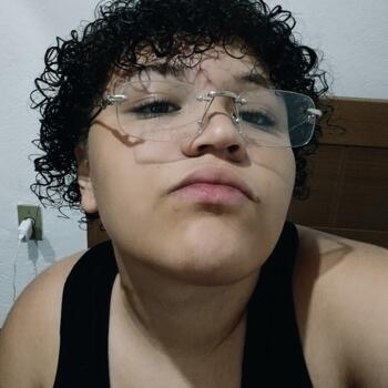 Babysitter in Contagem: Leticia
