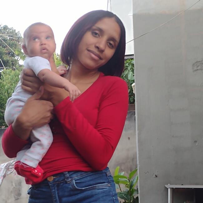 Babysitting job in Santa Luzia: Brithyelle