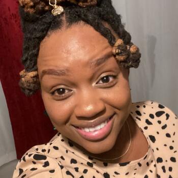 Babysitting job in Kingston: babysitting job Akaya