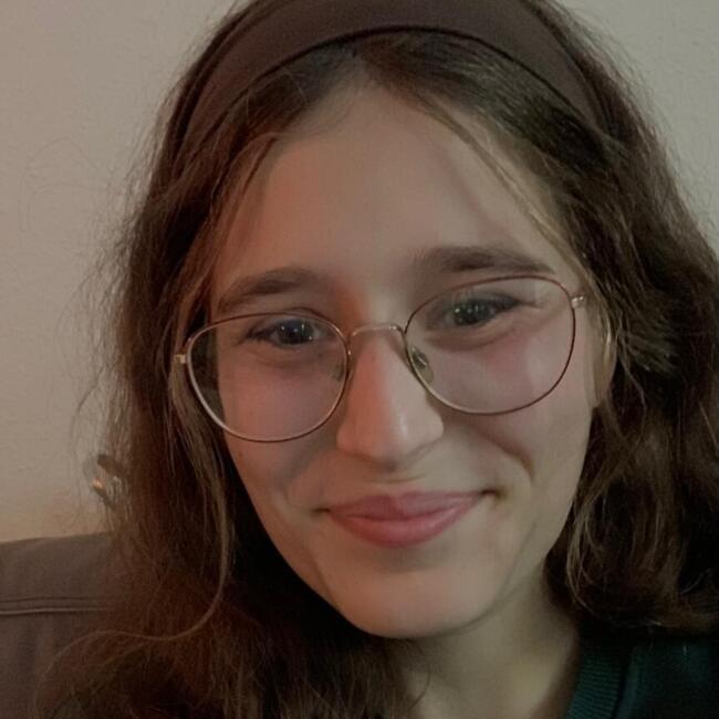 Babysitter in Freital: Mia