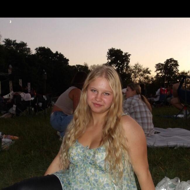 Babysitter in Kempen: Emily