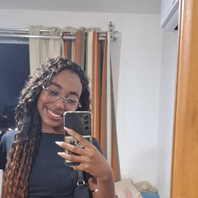 Babysitter in Belford Roxo: Rayllane