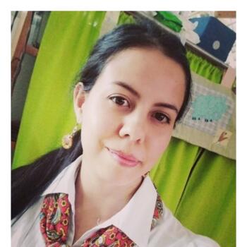 Niñera en San Isidro de El General: Natalia