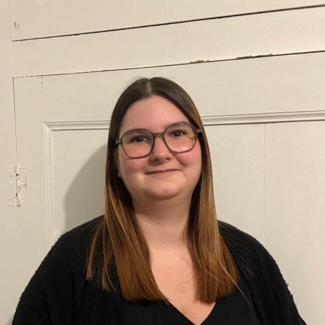 Babysitter in Vert-le-Petit: Morgane