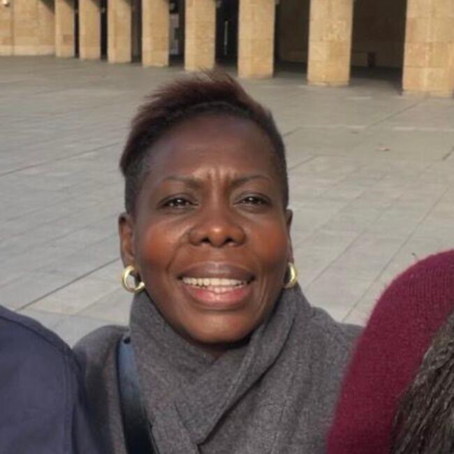 Babysitter in Logroño: Miltan Aureliana