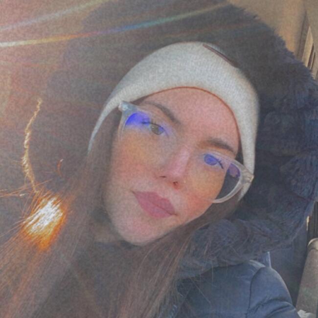 Babysitter in Goussainville: Caroline