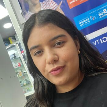 Canguro en Berga: Aliannys