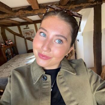 Nanny in Saffron Walden: Lara