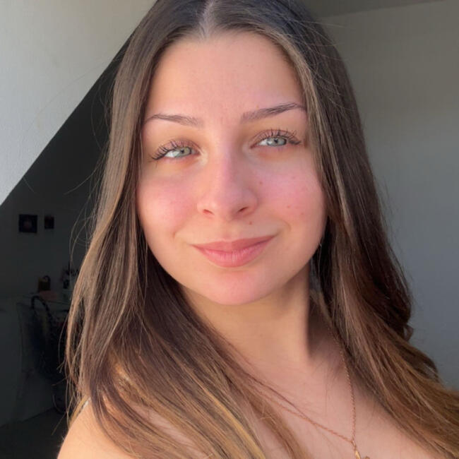 Babysitter in Fournes-en-Weppes: Anaïs