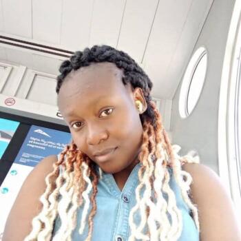 Babysitter Nairobi: ESTHER