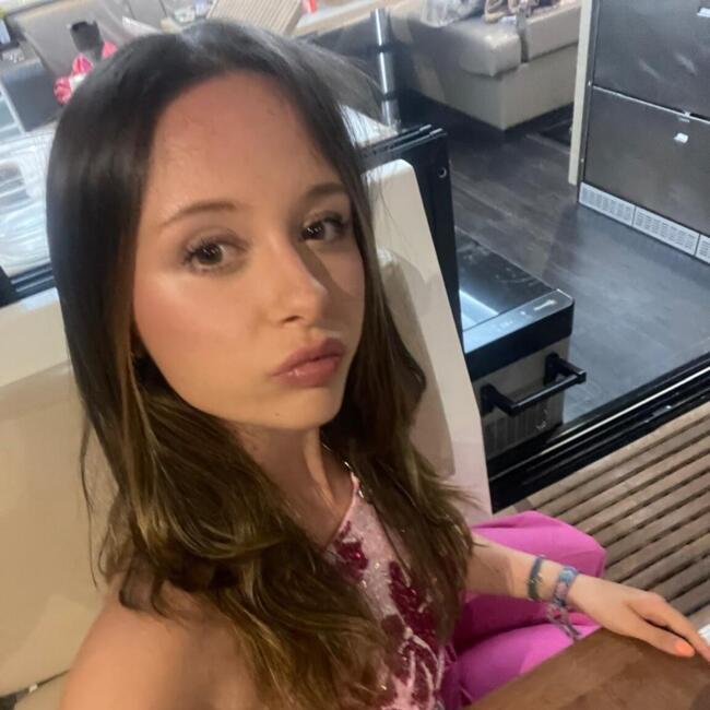 Stróvolos bölgesinde bebek bakıcısı: Gabrielle