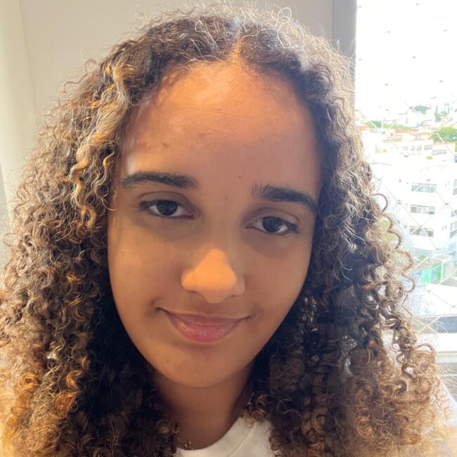 Babysitter in Cork: Júlia