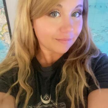 Babysitter in Houston: Tiffany