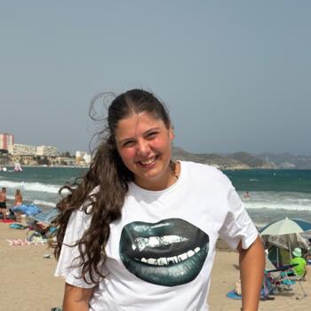 Babysitter em Vale (Vila Nova de Famalicão): Regina