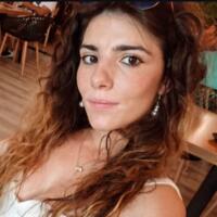 María