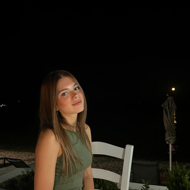 Babysitter in Modena: Martina