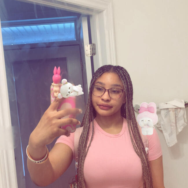 Baby-sitter in Oshawa: Naomi