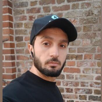 Babysitter in Zonnebeke: Nour