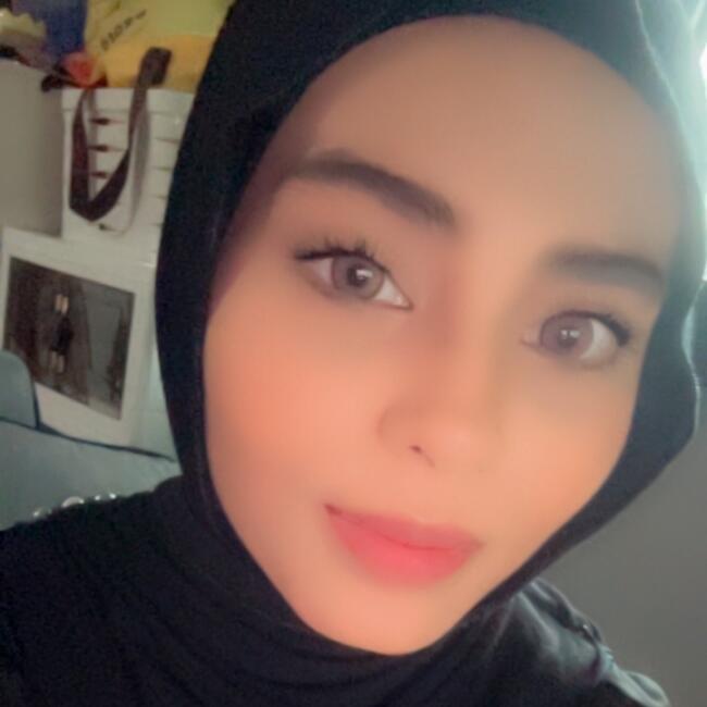 Babysitting job in Singapore: Shasha