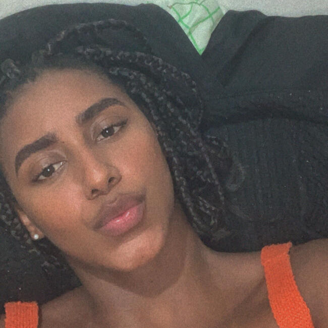 Babysitter in Armação dos Búzios: Bruna