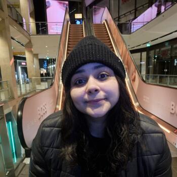 Babysitter in Edinburgh: Nargis bai