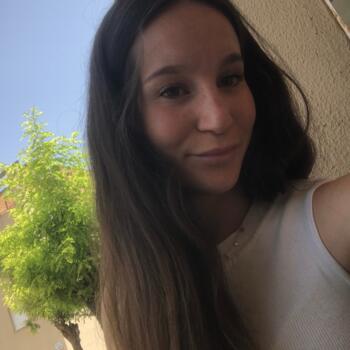 Babysitter in Mairena del Aljarafe: Lucía