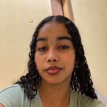 Baby-sitter in Amadora: Dayane