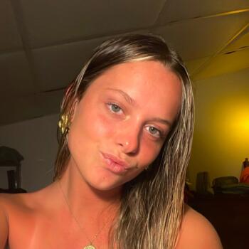 Babysitter in San Fernando: Ana