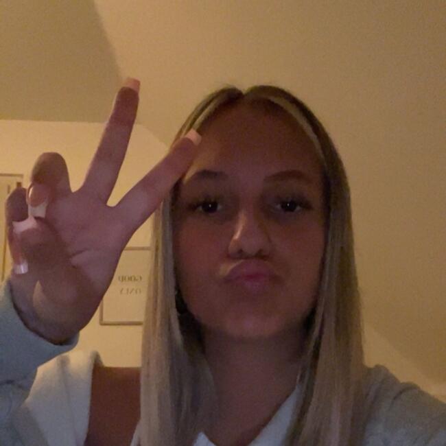 Babysitter in Grâces: Stacy