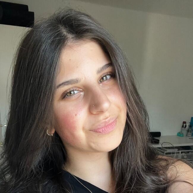 Babysitter in Waldmohr: Acelya