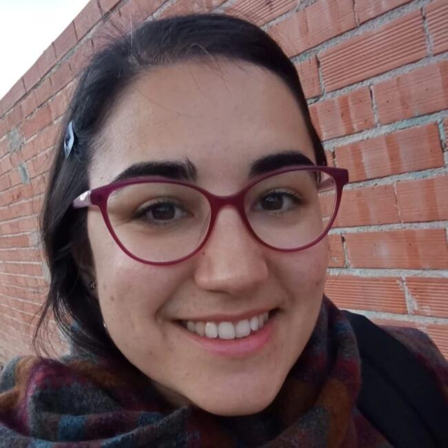 Babysitter in Igualada: Gloria