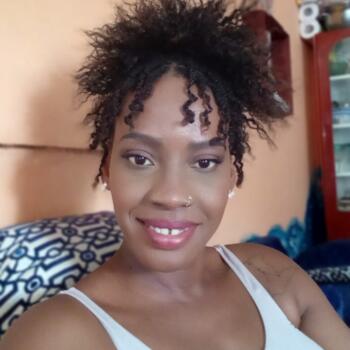 Babysitter Chaguanas: Aquillah