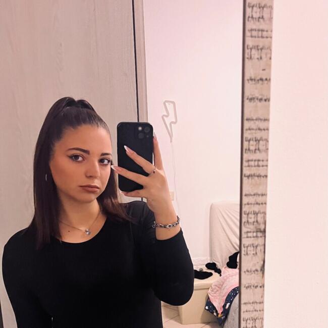 Babysitter a Anzio: Denise