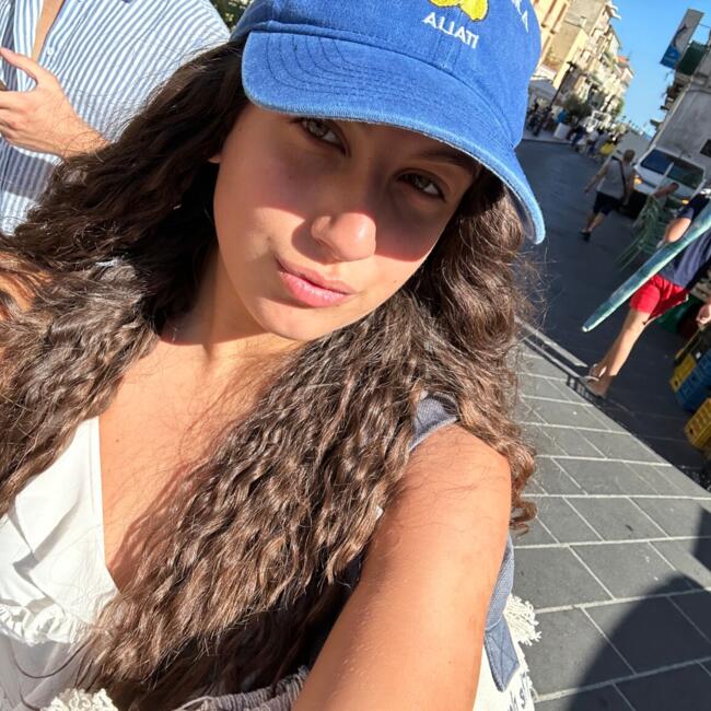 Babysitter in Rome: Virginia