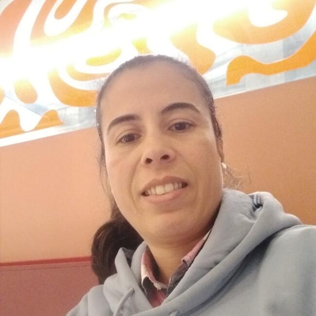 Babysitter a Napoli: Amina