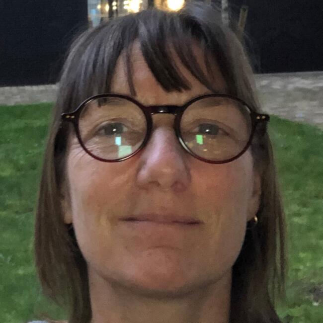 Babysitter in Saint-Mandé: Anna