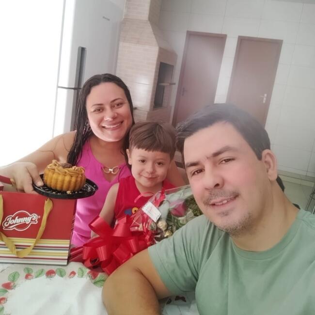 Babysitting job in Manhuaçu: Mayara