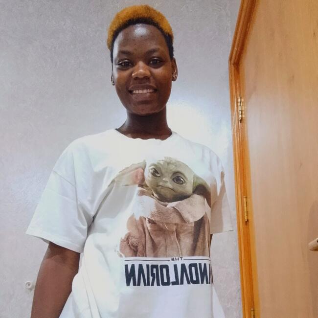 جليسة أطفال في الرياض: Elizabeth