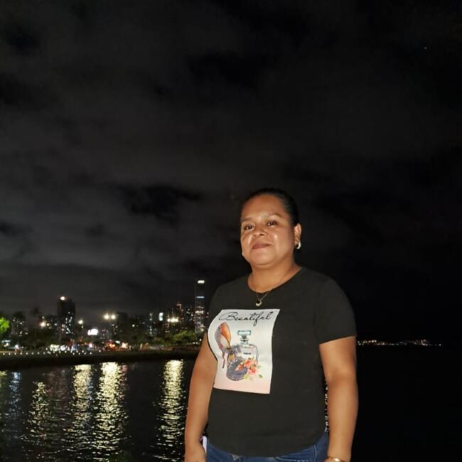 Niñera en La Mesa (Provincia de Panamá): Adelina