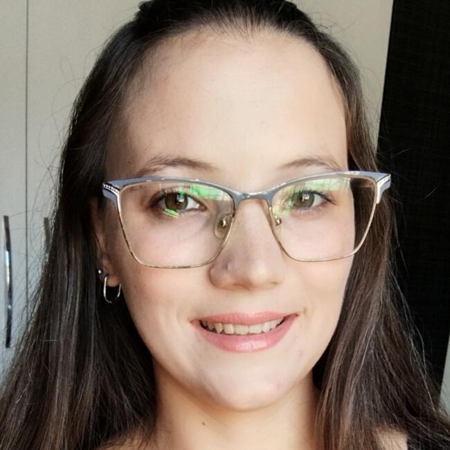 Δουλειά για babysitter στην περιοχή Praia Grande: Tamara