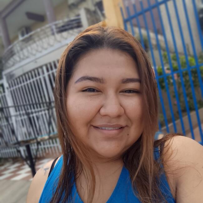 Babysitter in Santa Cruz: Daveiba saidel