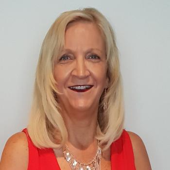 Babysitter Port Macquarie: Debra