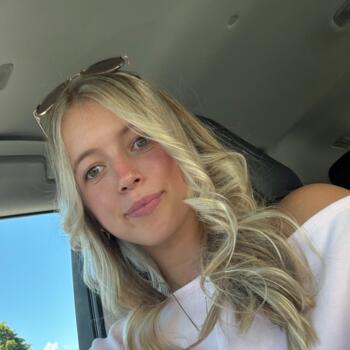 Babysitter Christchurch: Samantha