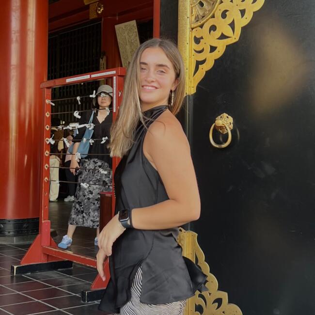 Nanny in Port Macquarie: Alba