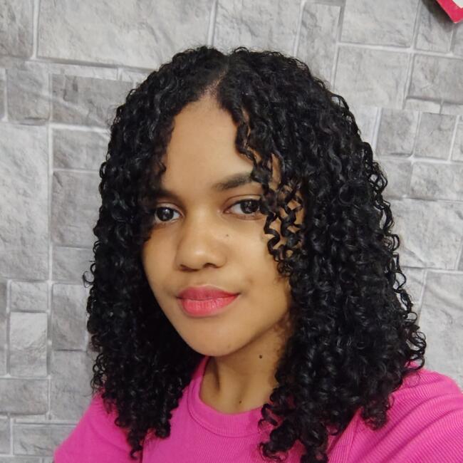 Emprego de babá em Cabo de Santo Agostinho: Luana