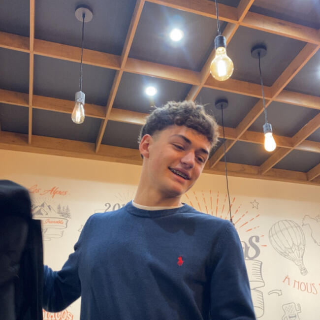 Babysitter in Hénin-sur-Cojeul: Sacha