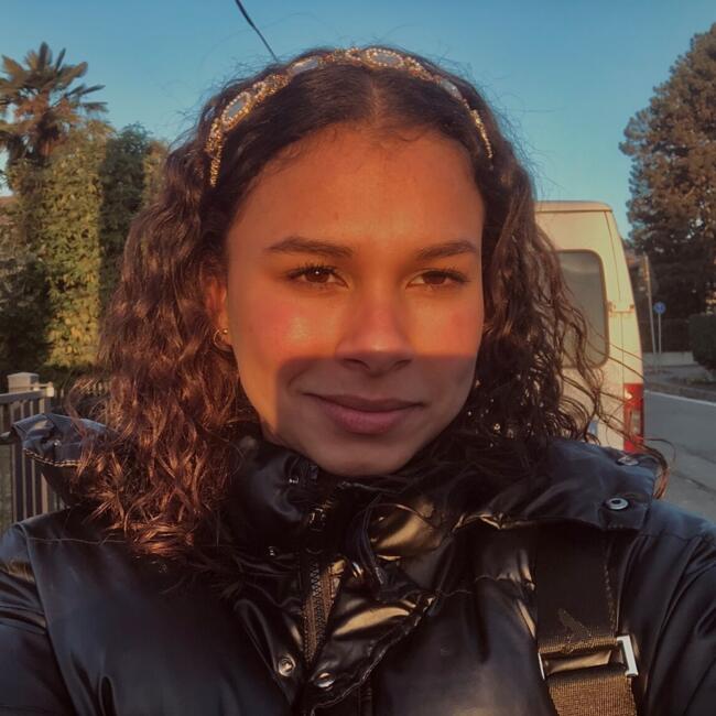 Babysitter a Sangiano: Franchesca