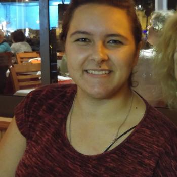 Babysitter em Faro: Maria