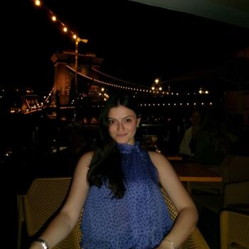Babysitter in Naples: Ilaria