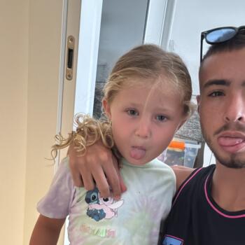 Babysitter in Yavné: הראל